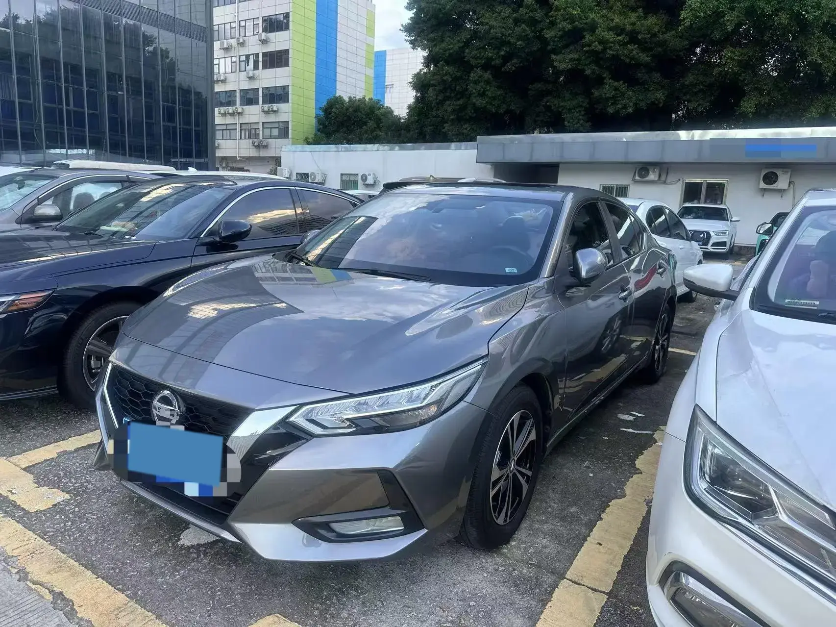 2022 NISSAN SYLPHY view 1