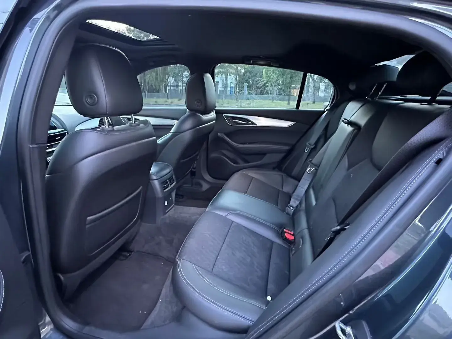 2022 CADILLAC CT5 thumbnail 4