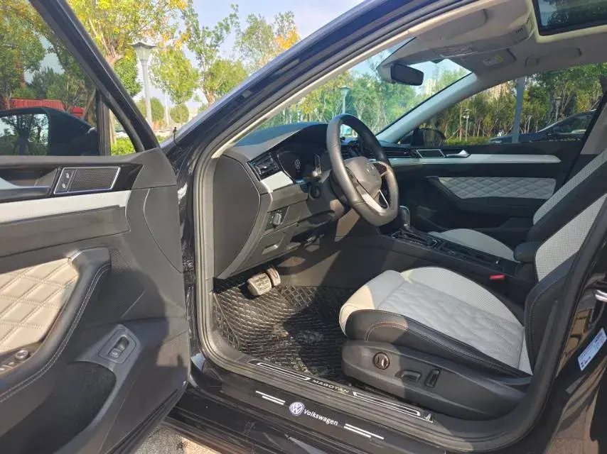 2023 VOLKSWAGEN MAGOTAN thumbnail 4