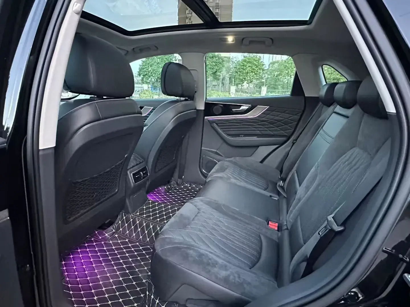 2022 HONGQI HS5 thumbnail 4