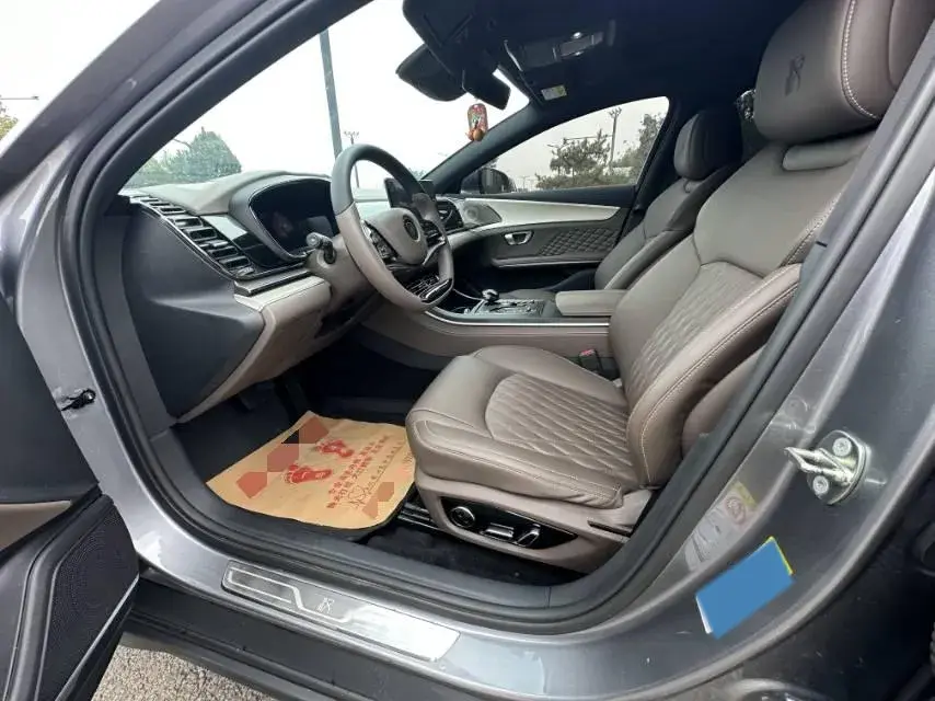 2023 BYD HAN thumbnail 4