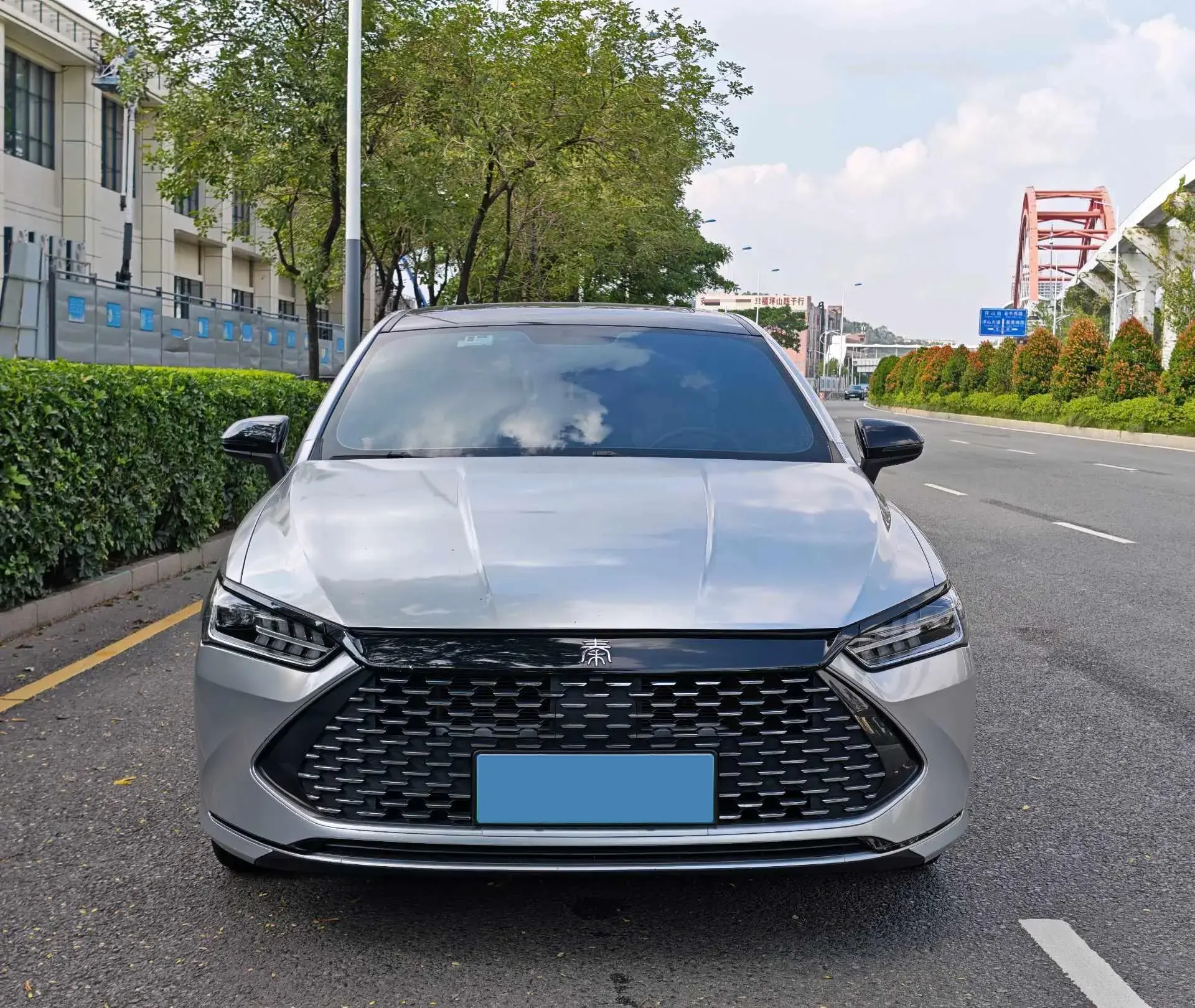 2021 BYD QIN thumbnail 2