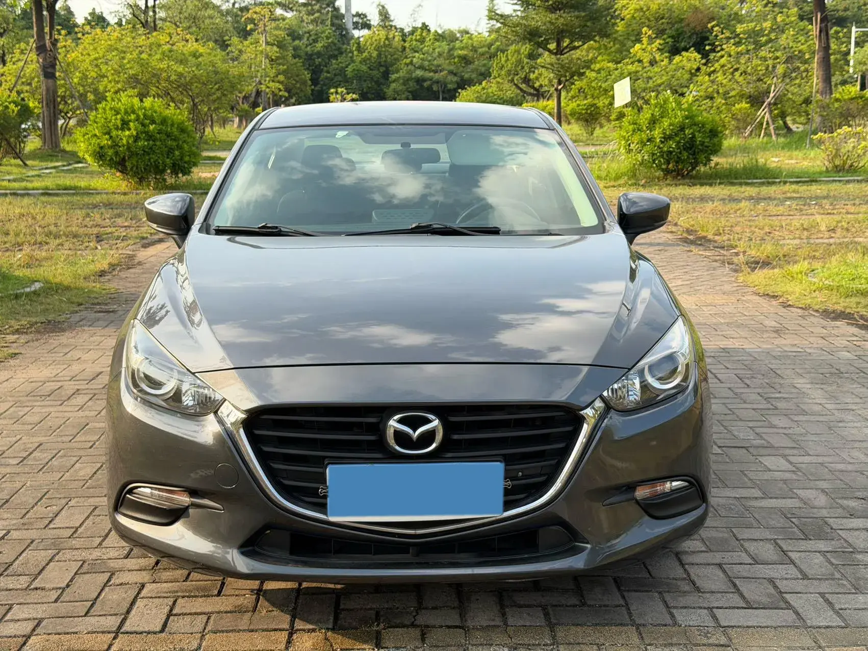 2017 MAZDA 3 thumbnail 2