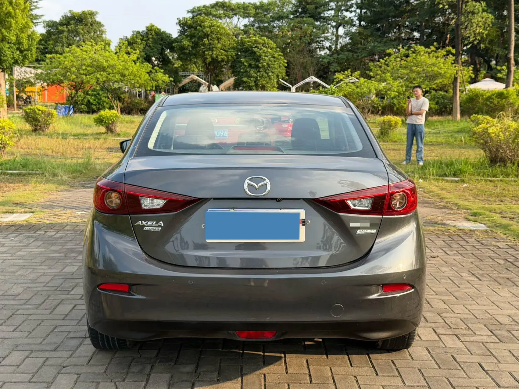 2017 MAZDA 3 thumbnail 4