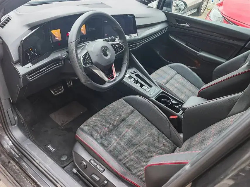 2021 VOLKSWAGEN GOLFGTI thumbnail 3