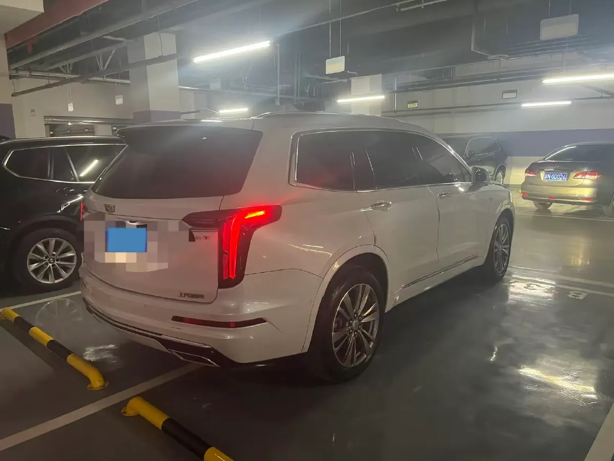 2021 Cadillac XT6 2.0T 237HP L4 9AT,autocango,china used car exporter,china ev exporter,chinese used car exporter,chinese used ev exporter