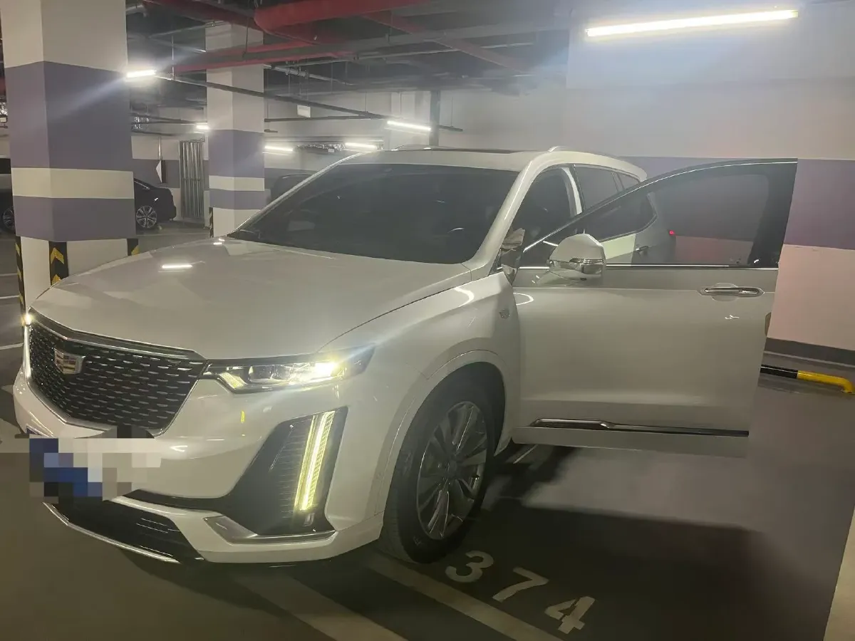 2021 Cadillac XT6 2.0T 237HP L4 9AT,autocango,china used car exporter,china ev exporter,chinese used car exporter,chinese used ev exporter