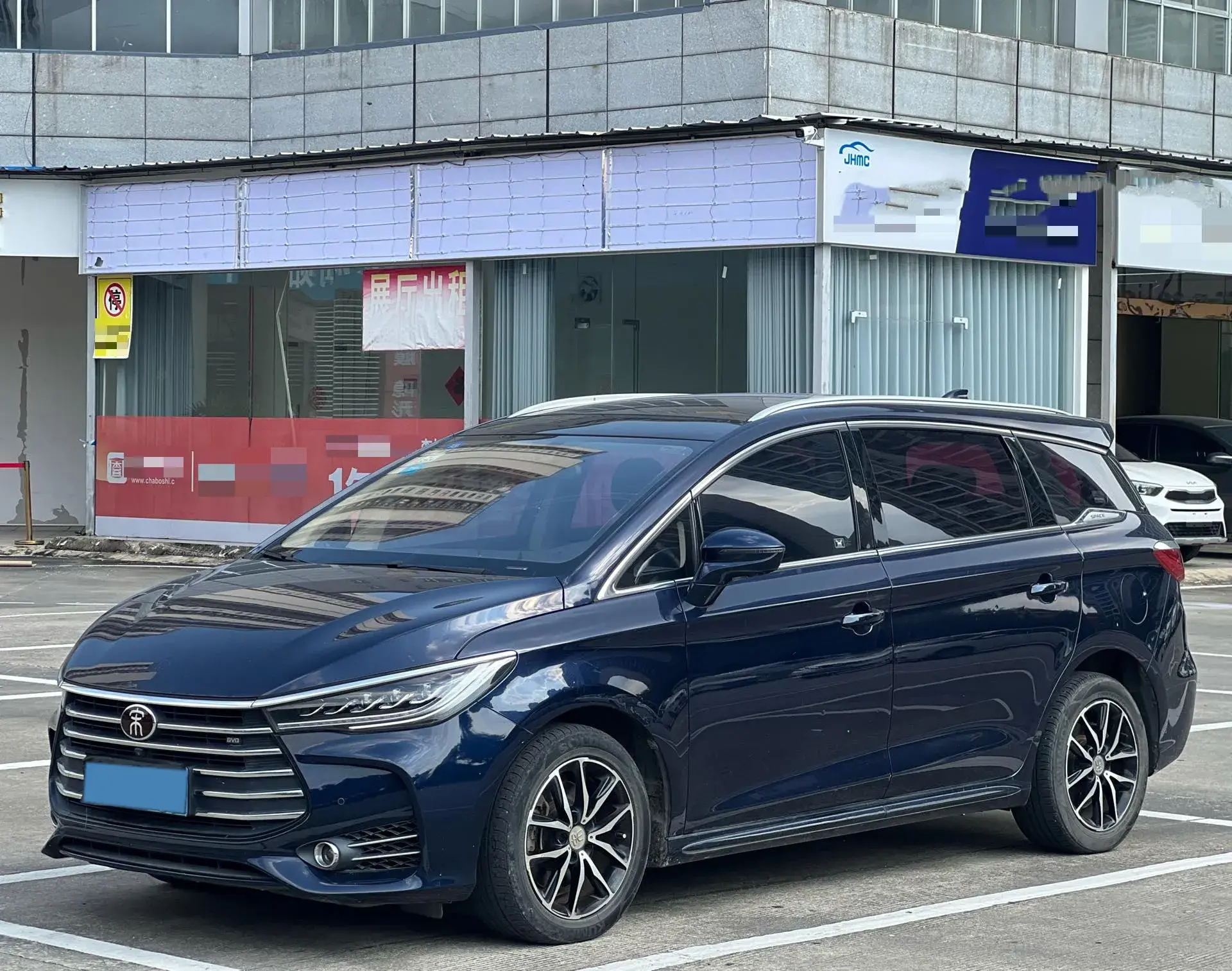 2018 BYD SONG view 1