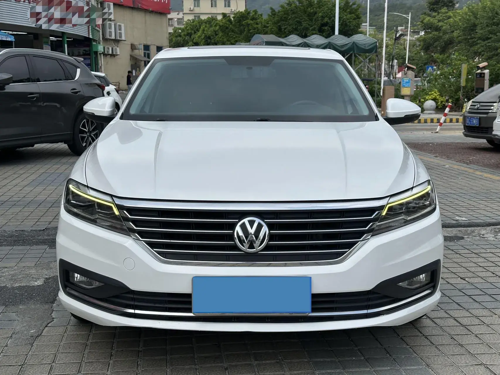 2019 VOLKSWAGEN LAVIDA thumbnail 2