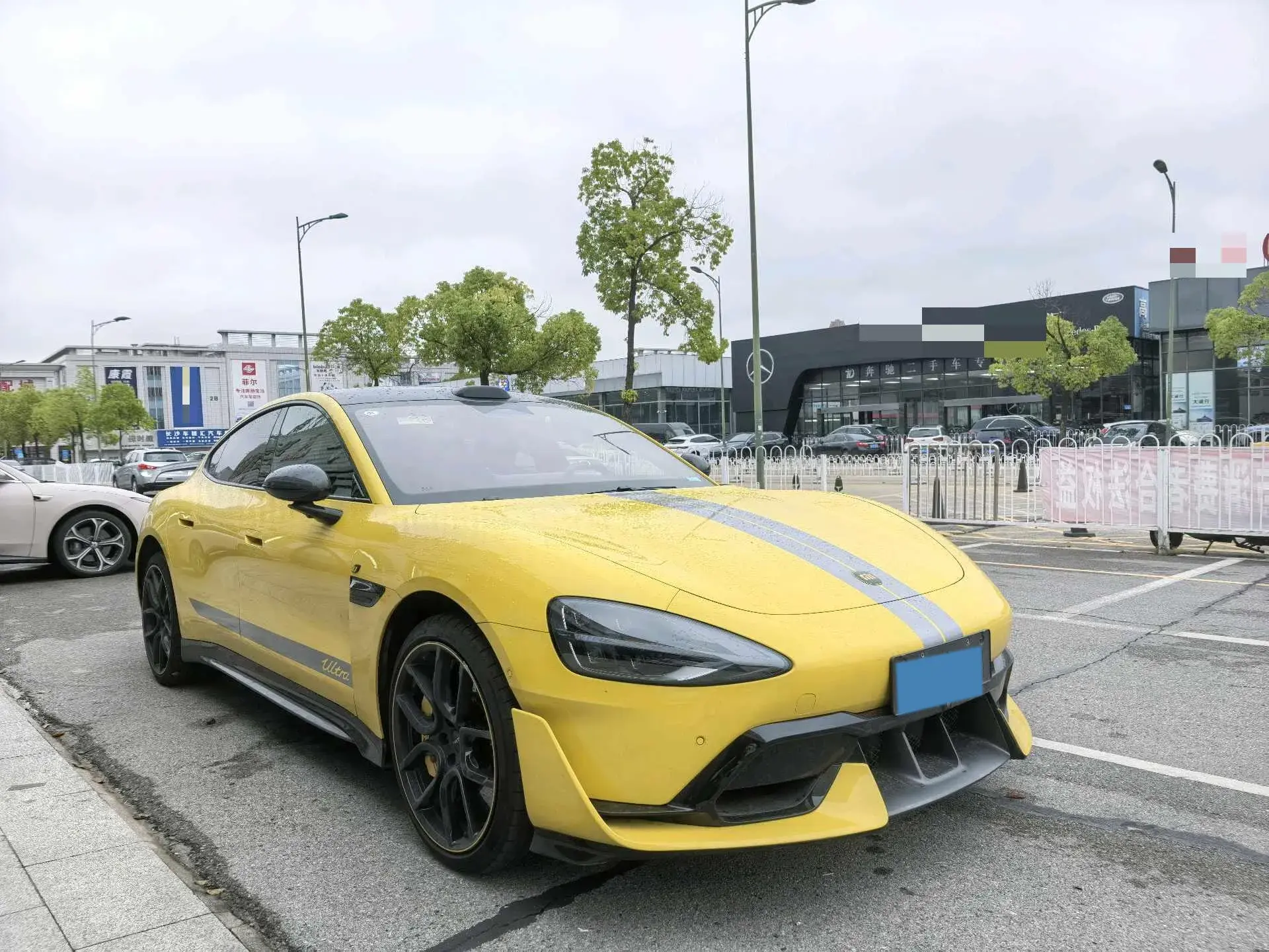 2025 MI SU7 thumbnail 3