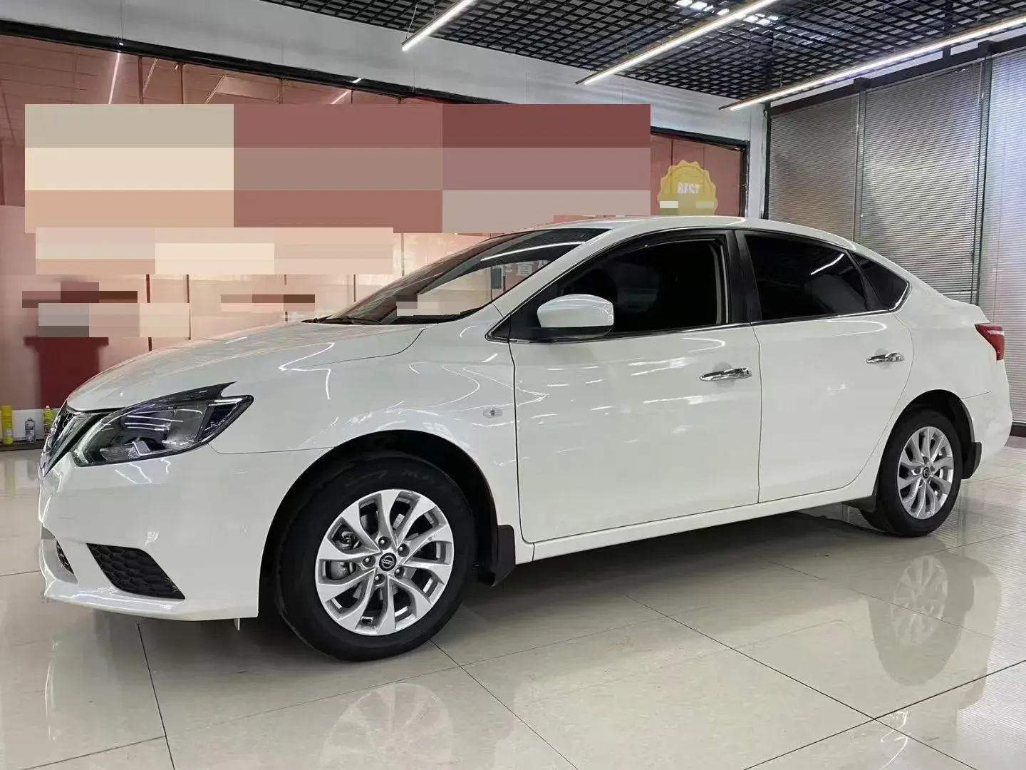 2022 NISSAN SYLPHY view 1