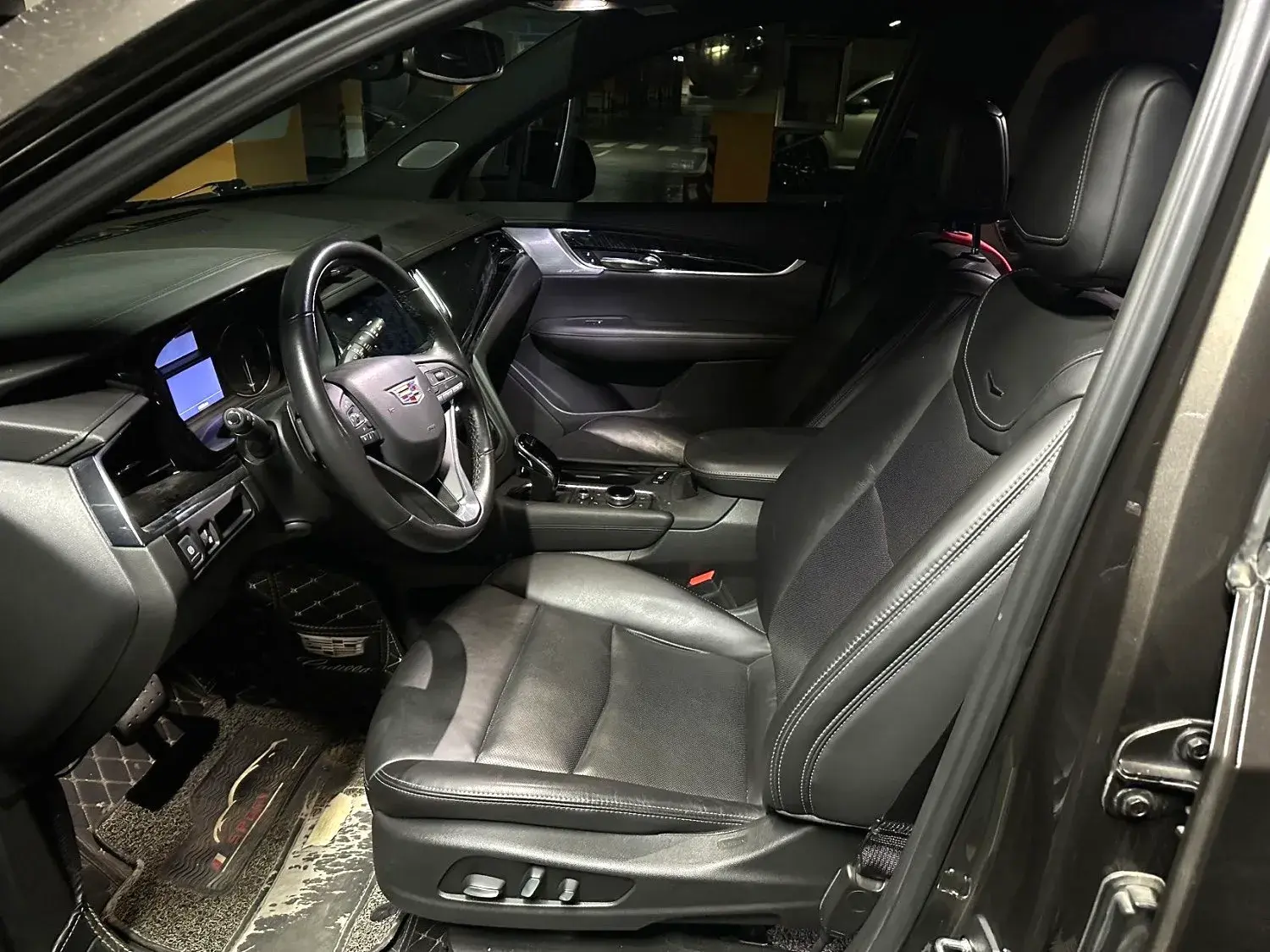 2020 CADILLAC XT6 thumbnail 3