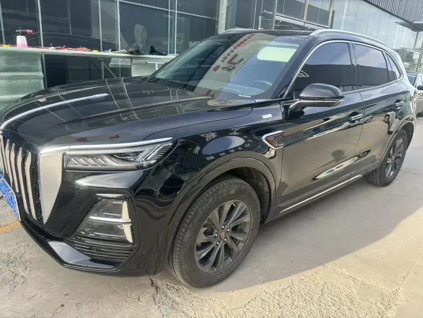2022 HONGQI HS5 view 1