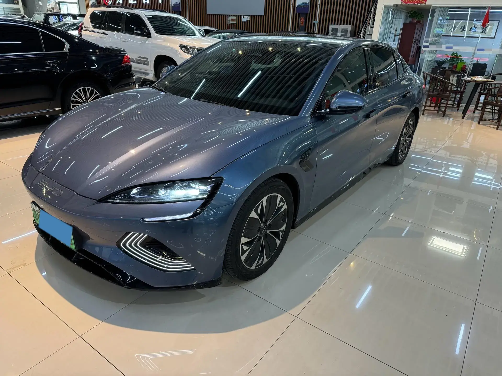 2022 BYD SEAL view 1