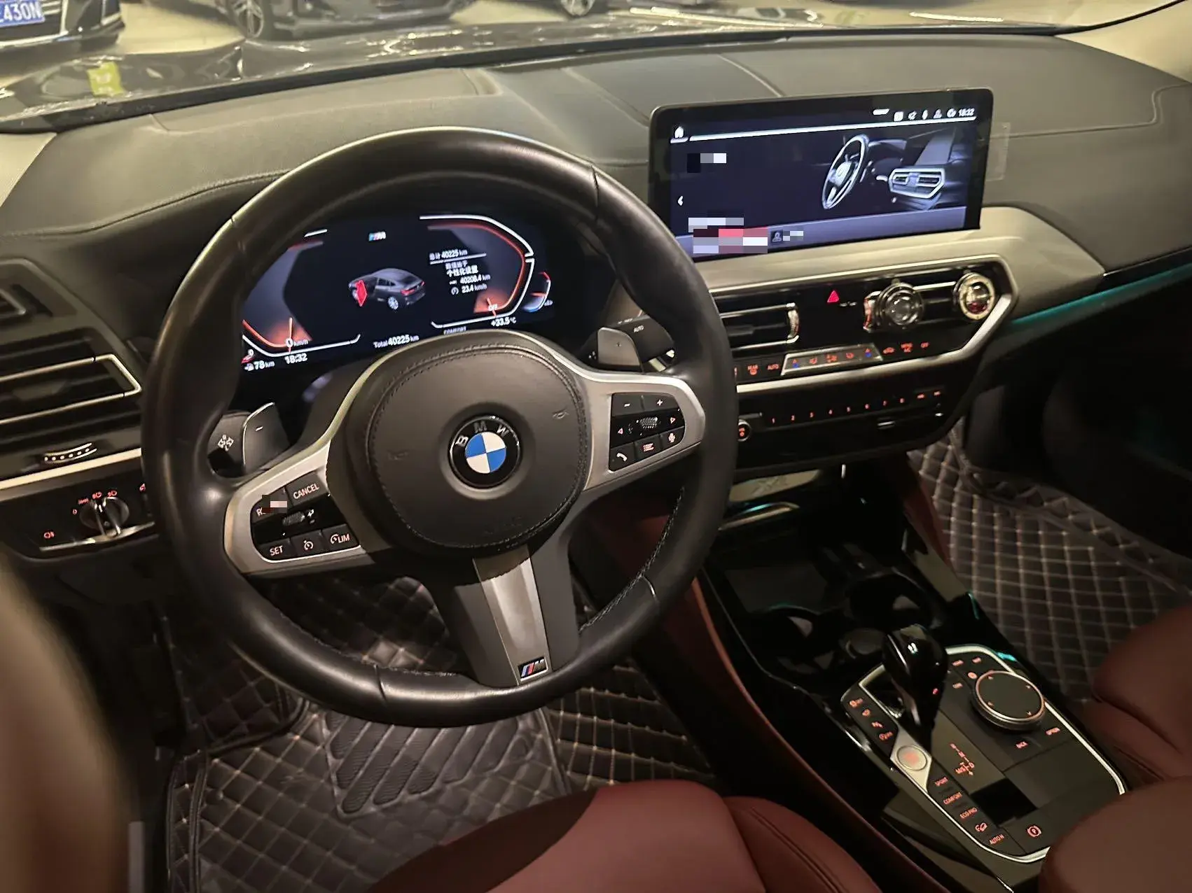 2022 BMW X4 thumbnail 3