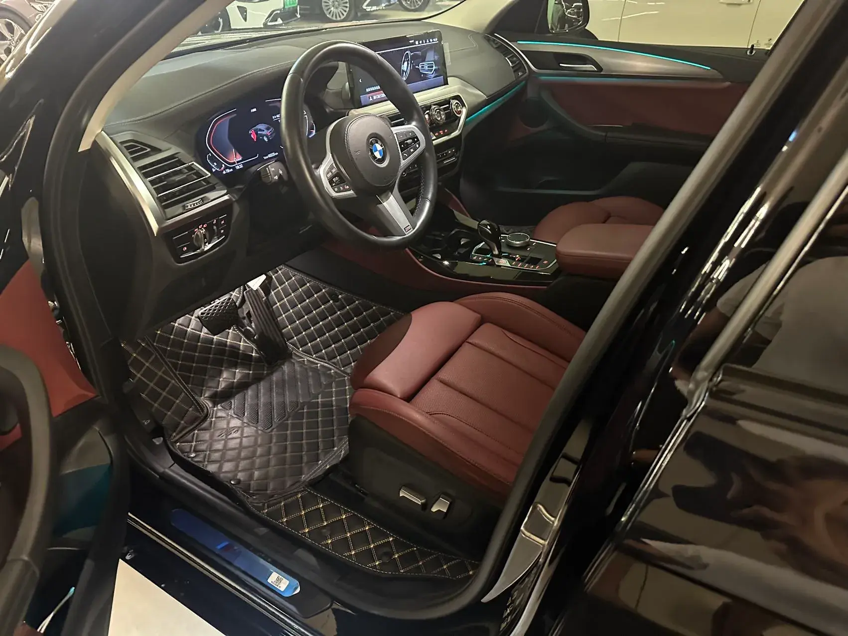 2022 BMW X4 thumbnail 2