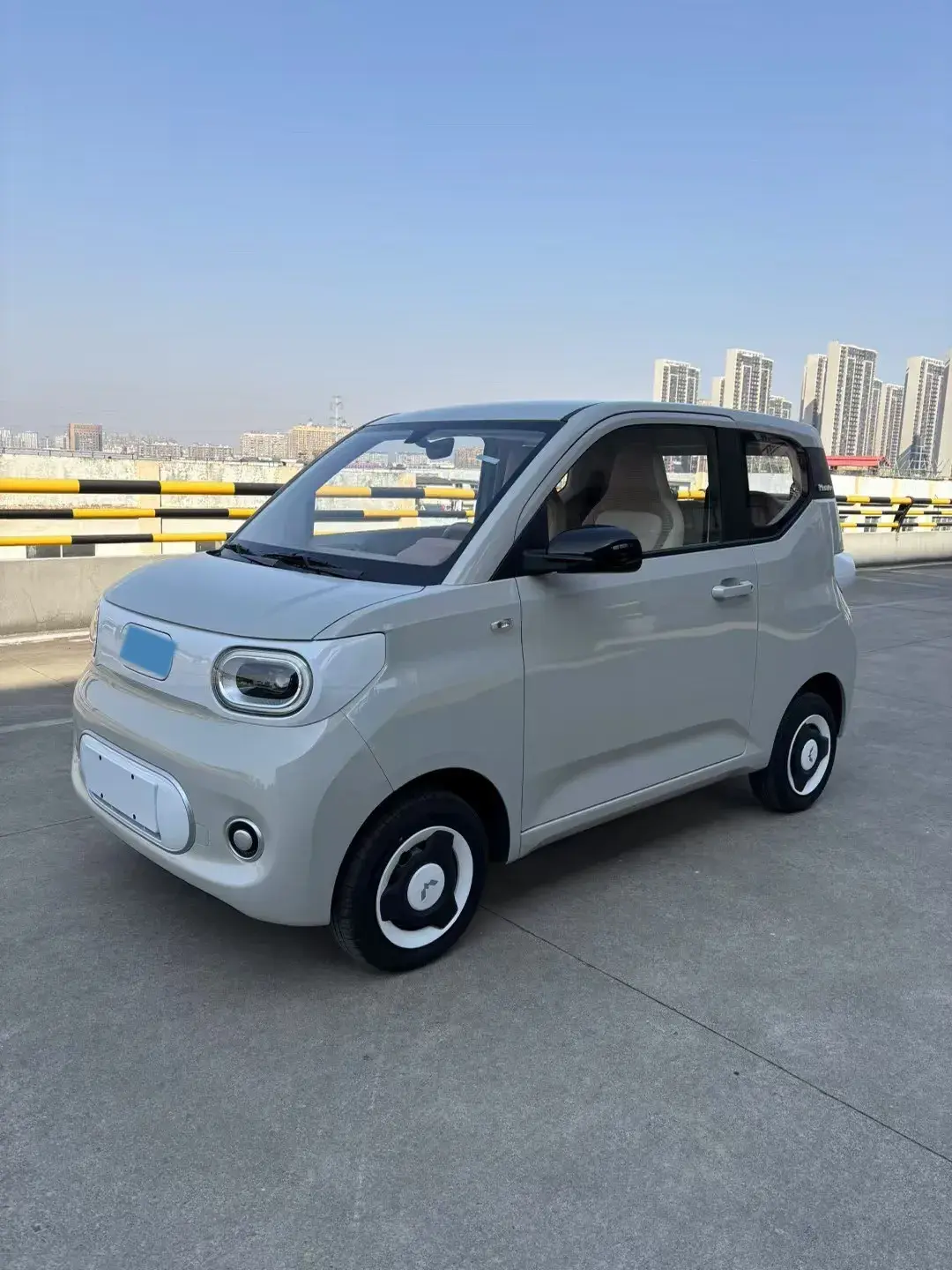 2024 WULING HONGGUANG view 1