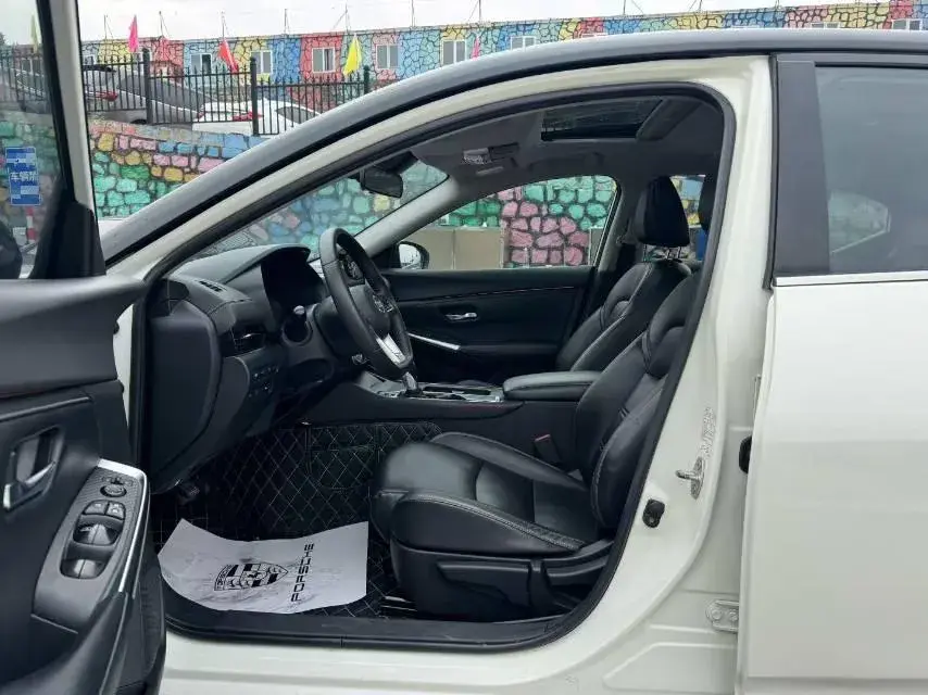 2021 NISSAN SYLPHY thumbnail 4