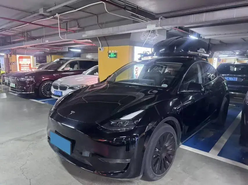 2021 TESLA MODEL view 1