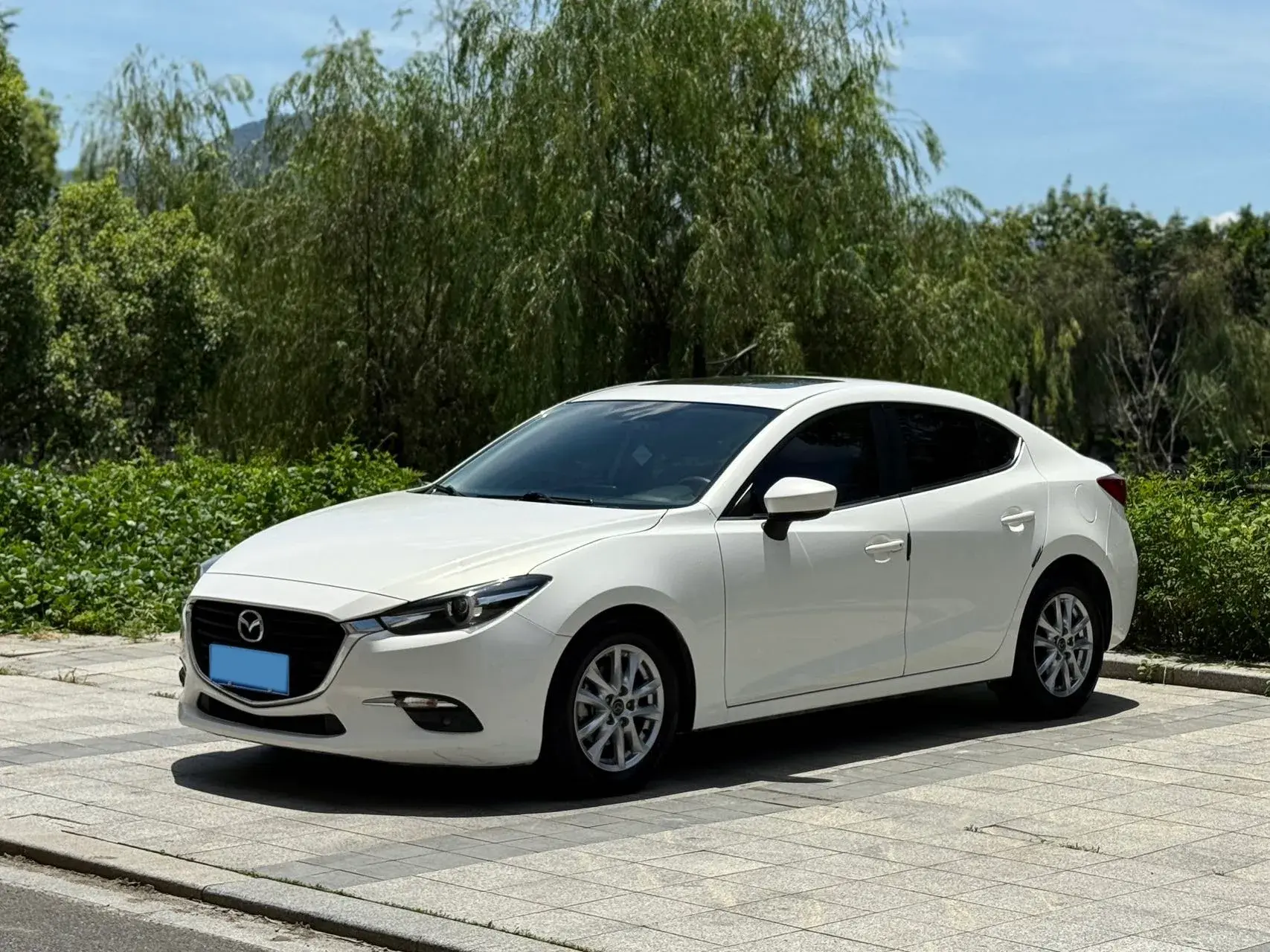 2017 MAZDA 3 view 1