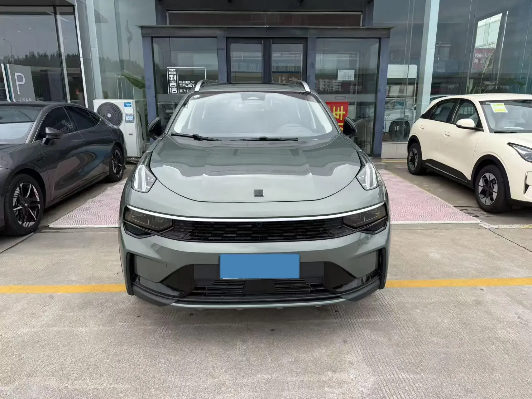 2024 LYNK&CO 01 thumbnail 2