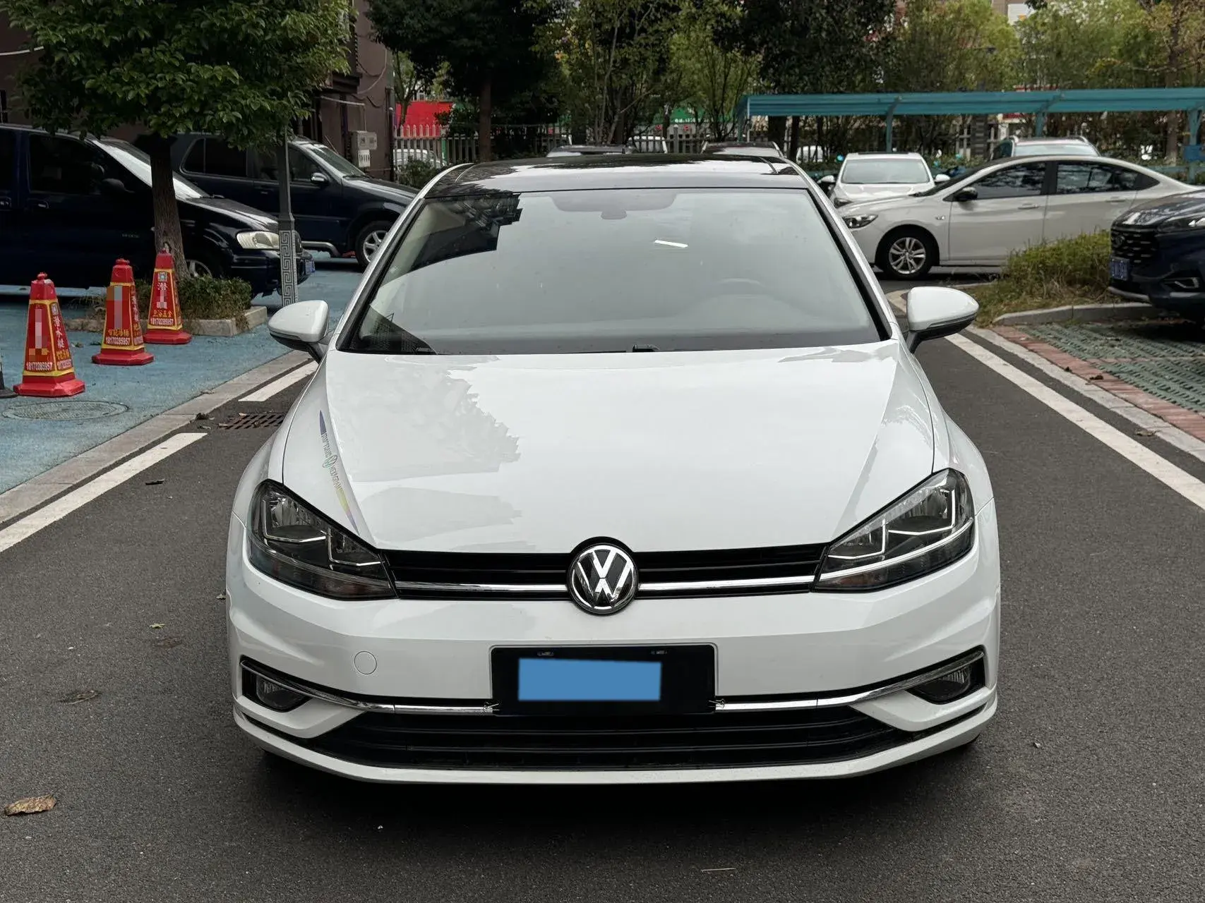2019 VOLKSWAGEN GOLF thumbnail 2