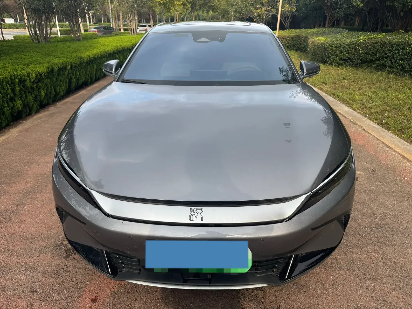 2024 BYD HAN thumbnail 2