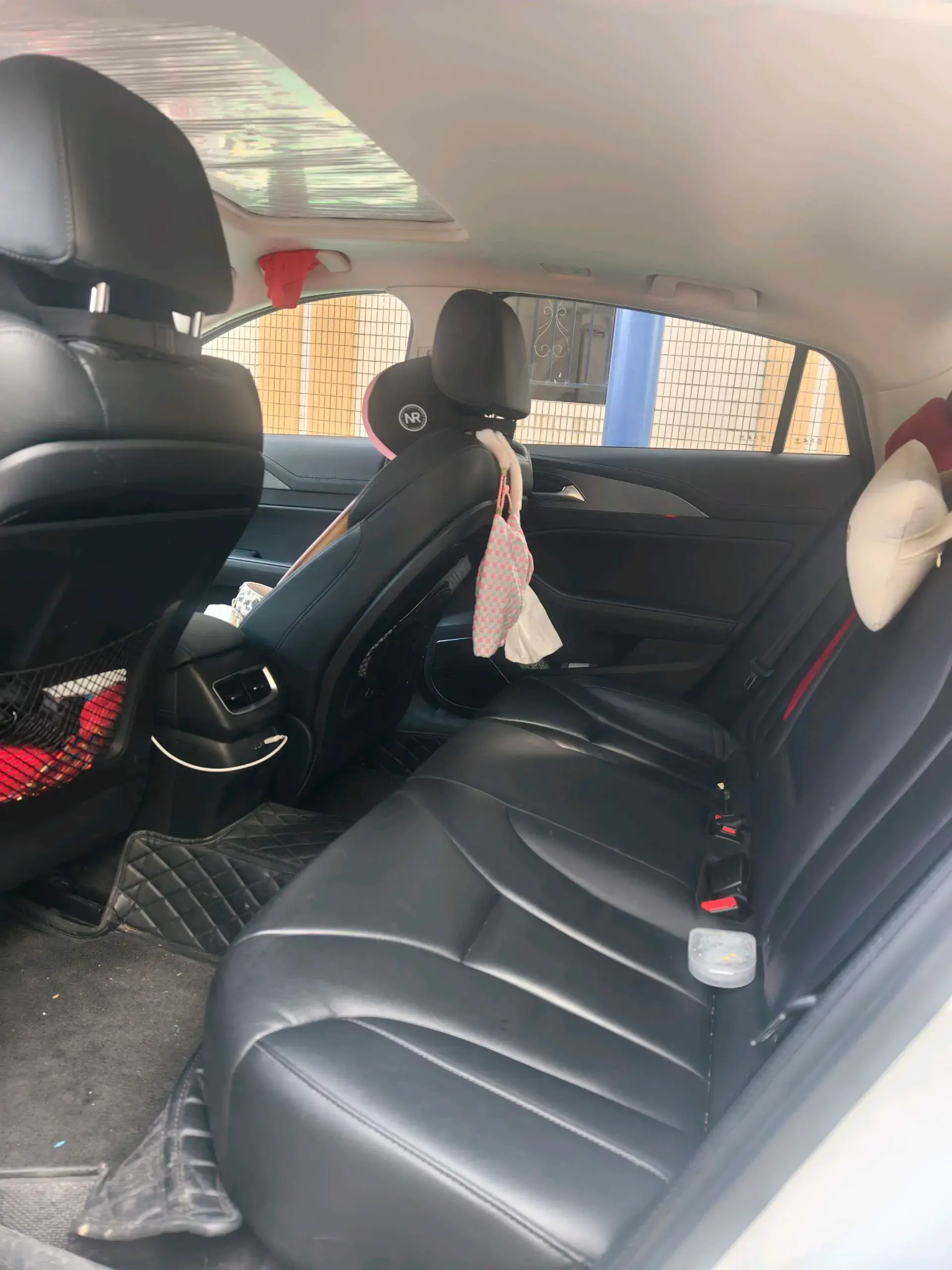 2022 HONGQI H5 thumbnail 4