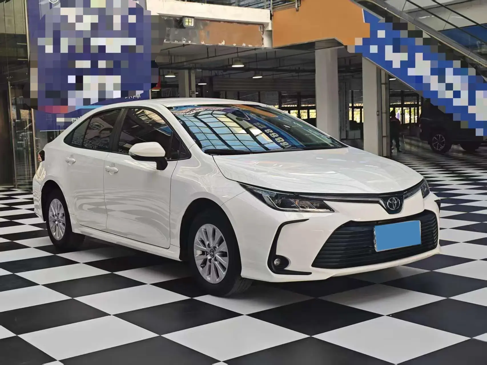 2021 TOYOTA COROLLA thumbnail 3