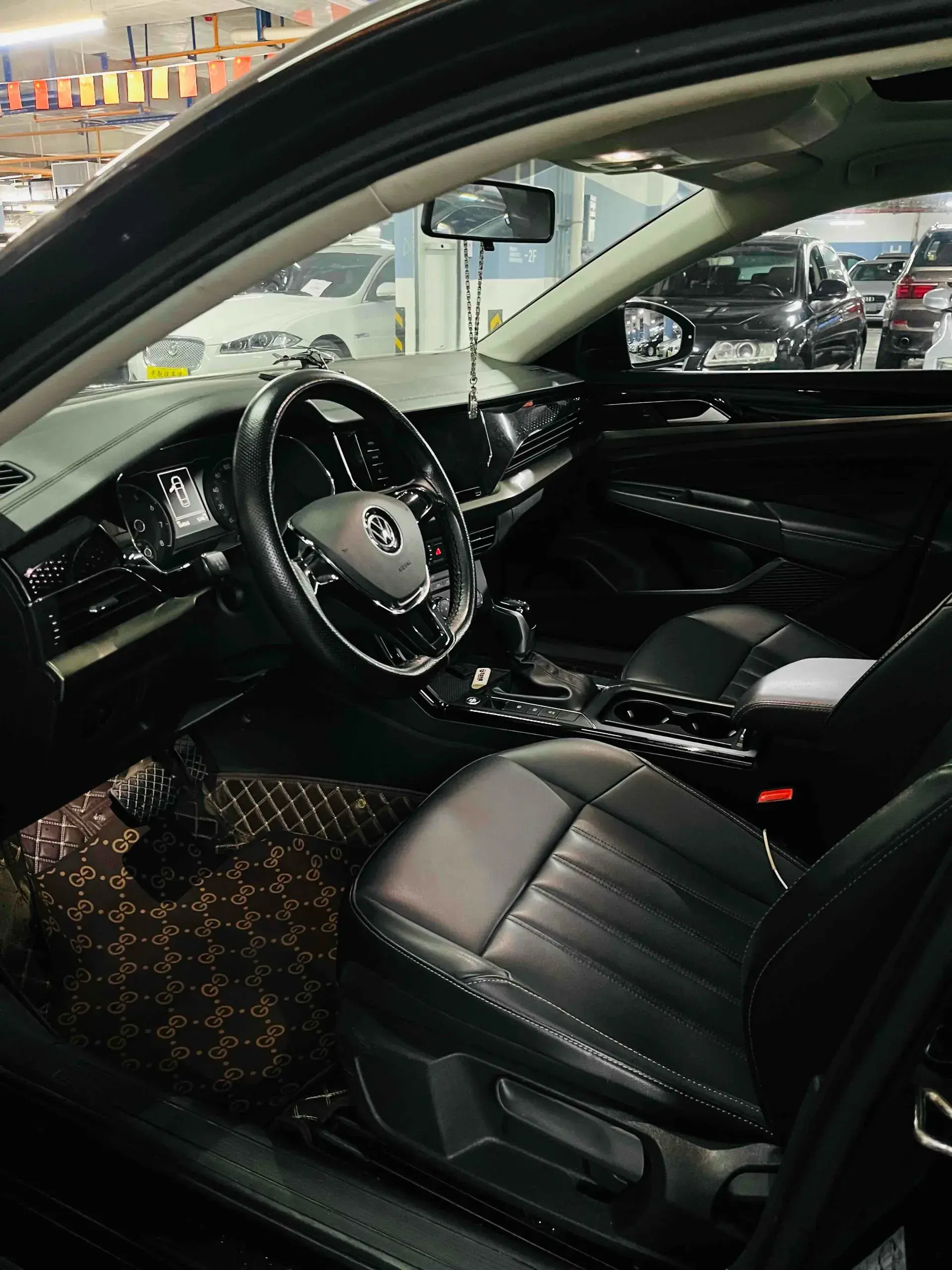 2020 VOLKSWAGEN PASSAT thumbnail 3