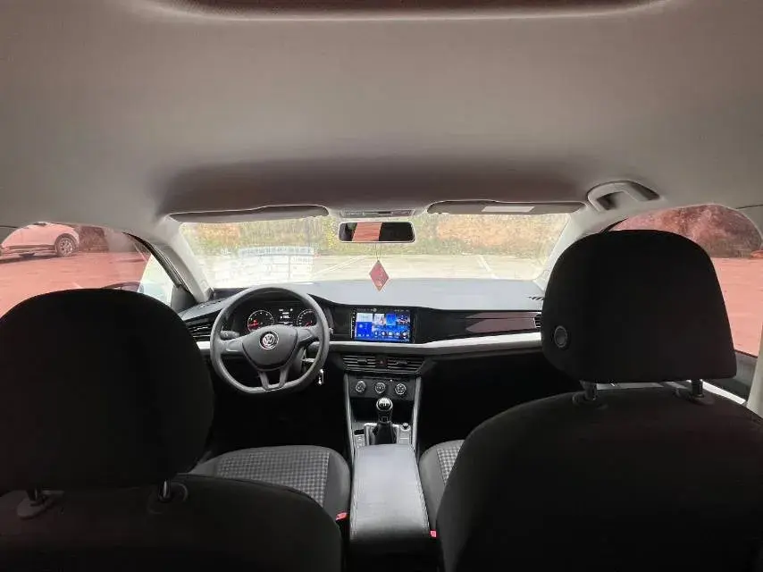 2019 VOLKSWAGEN BORA thumbnail 4