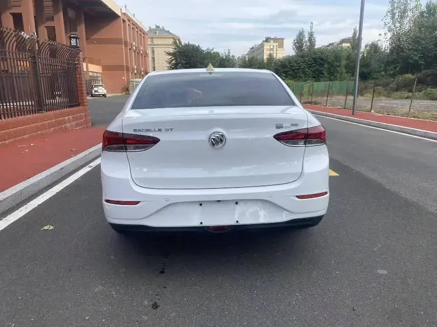 2020 BUICK REGAL thumbnail 4