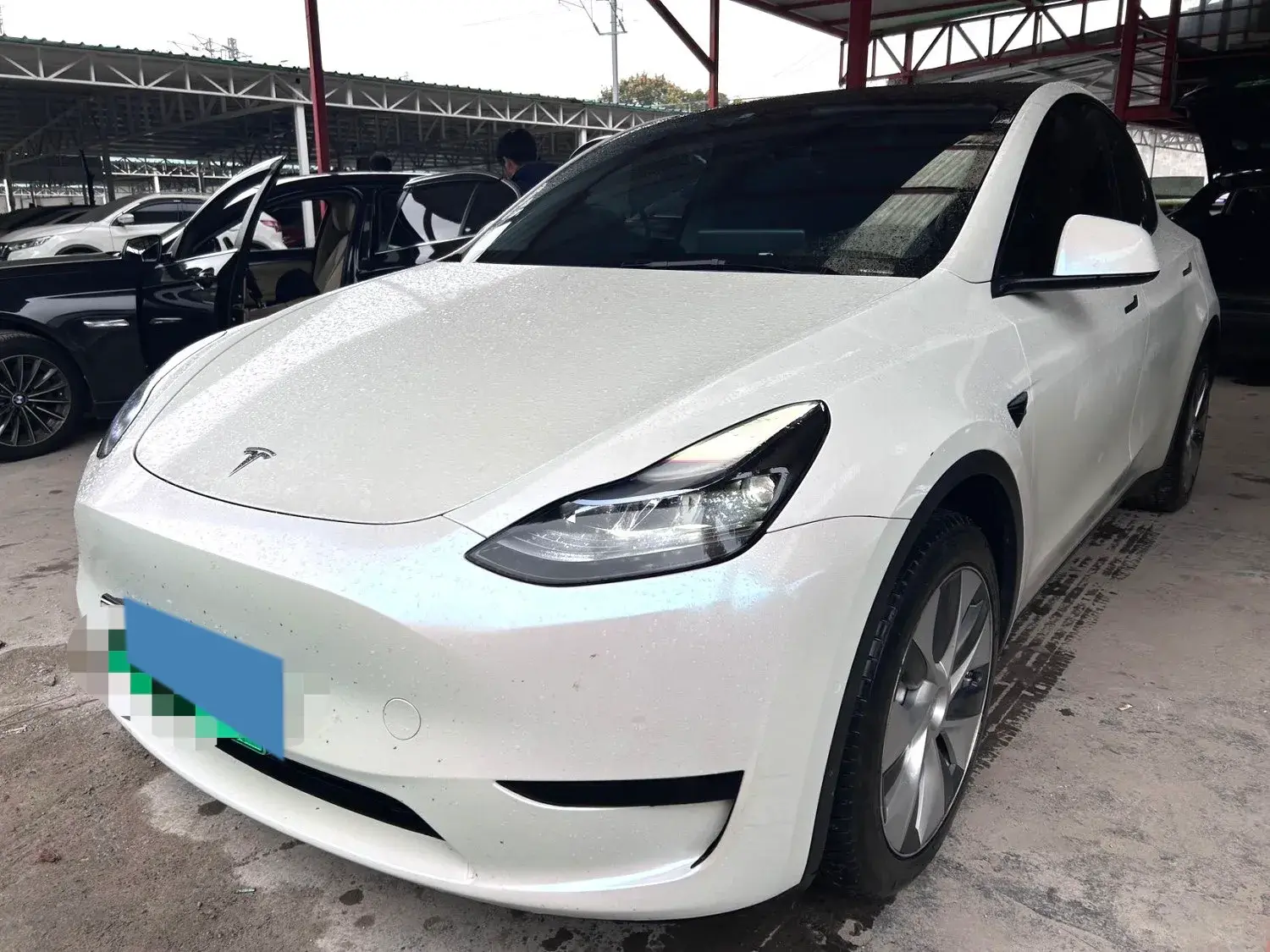 2022 TESLA MODEL view 1