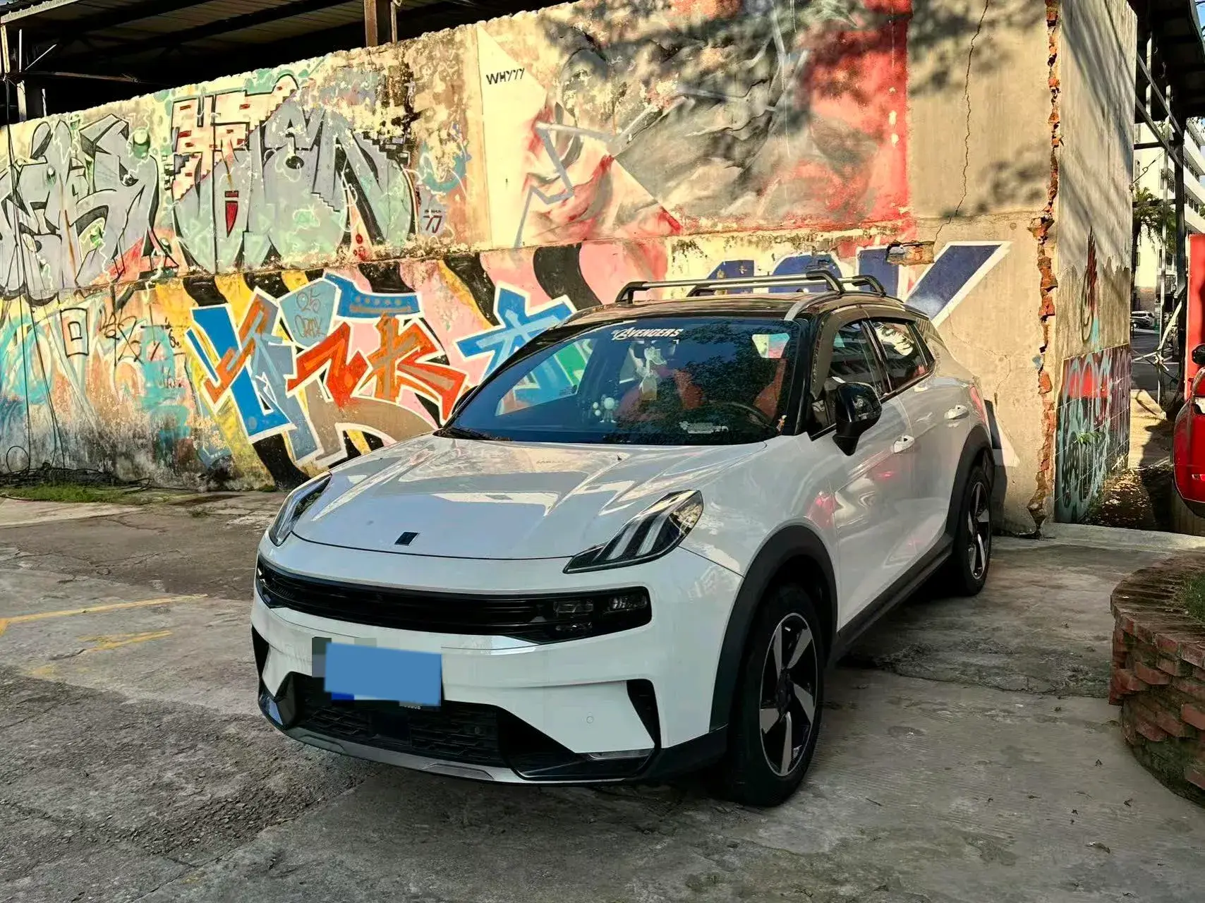 2020 LYNK&CO 06 view 1