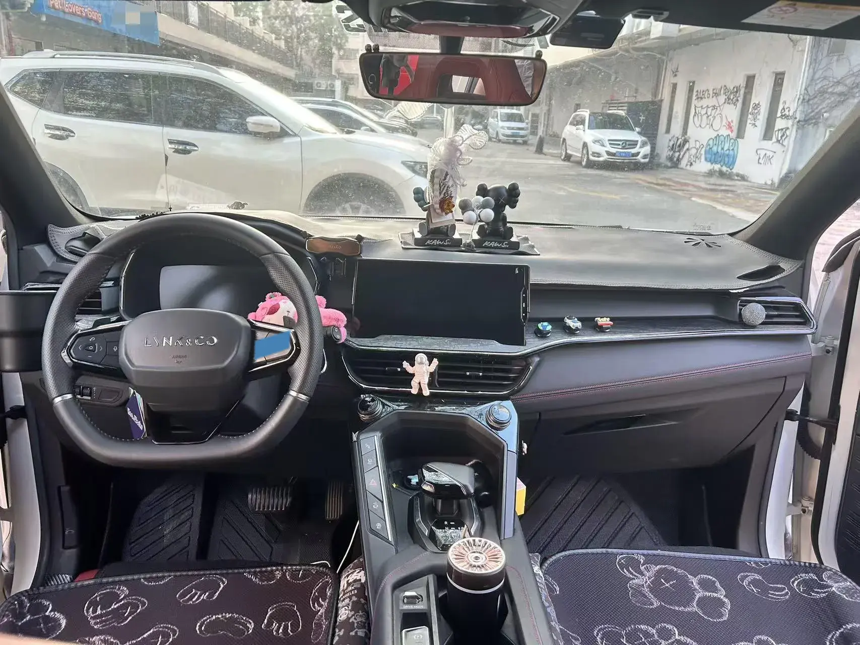 2020 LYNK&CO 06 thumbnail 4