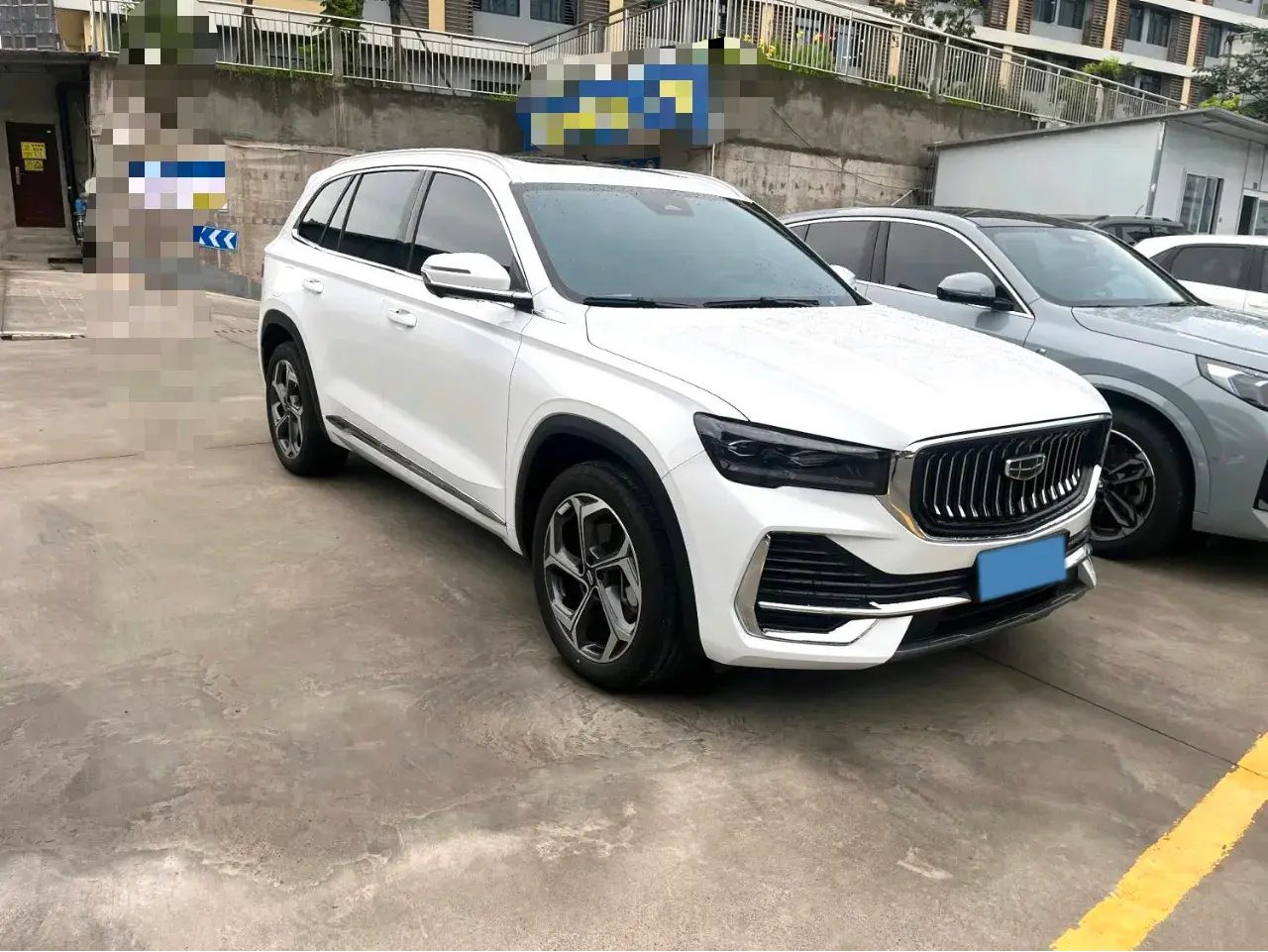 2024 GEELY MONJARO thumbnail 3