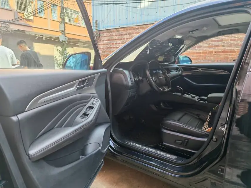 2019 HAVAL F7 thumbnail 3