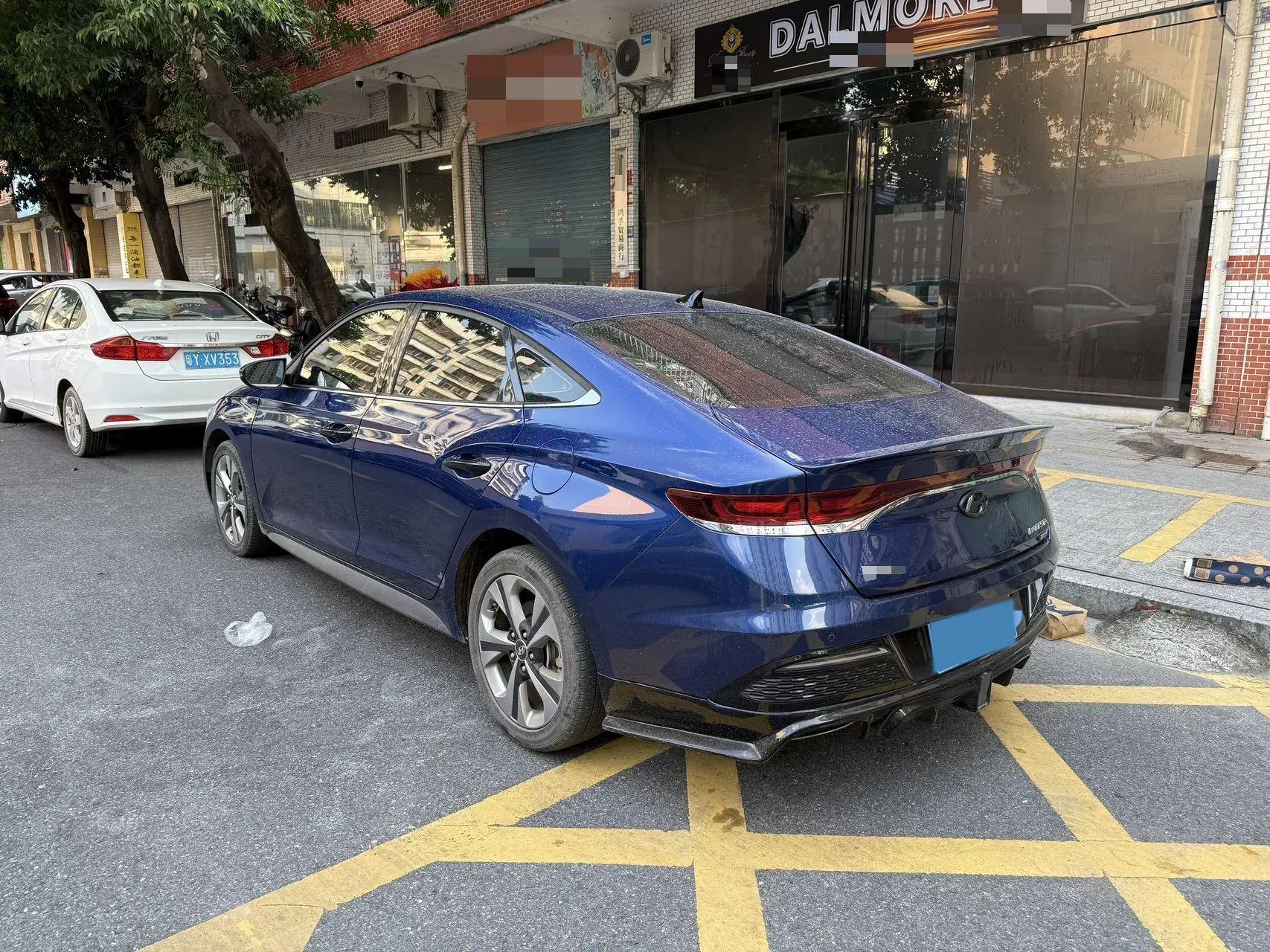 2019 HYUNDAI LA thumbnail 3