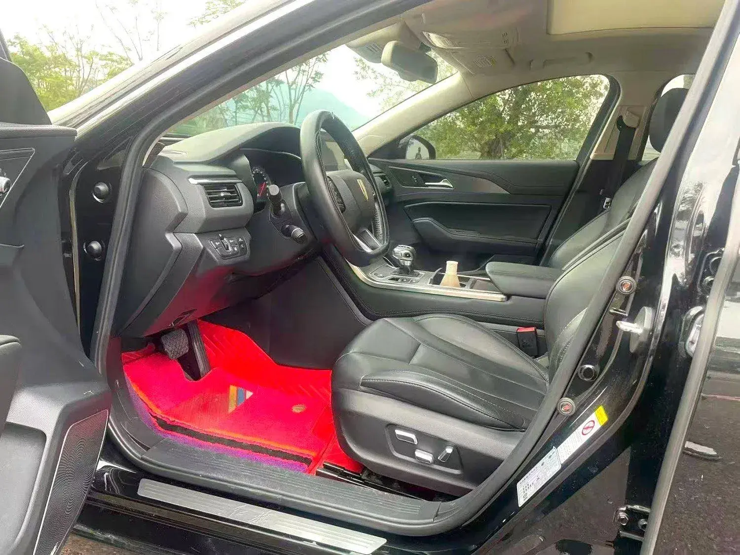 2020 HONGQI H5 thumbnail 4