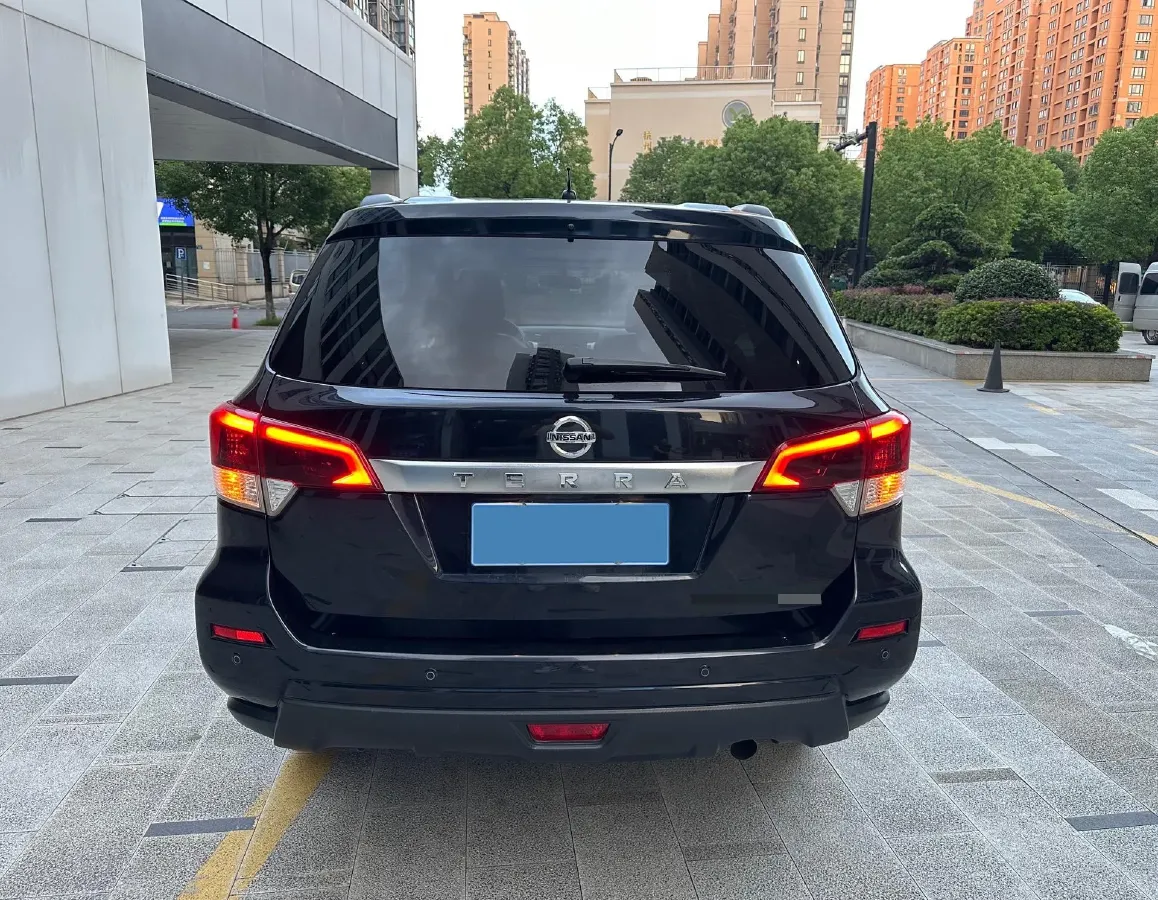 2020 Nissan Terra 2.5L 193HP L4 7AT,autocango,china used car exporter,china ev exporter,chinese used car exporter,chinese used ev exporter