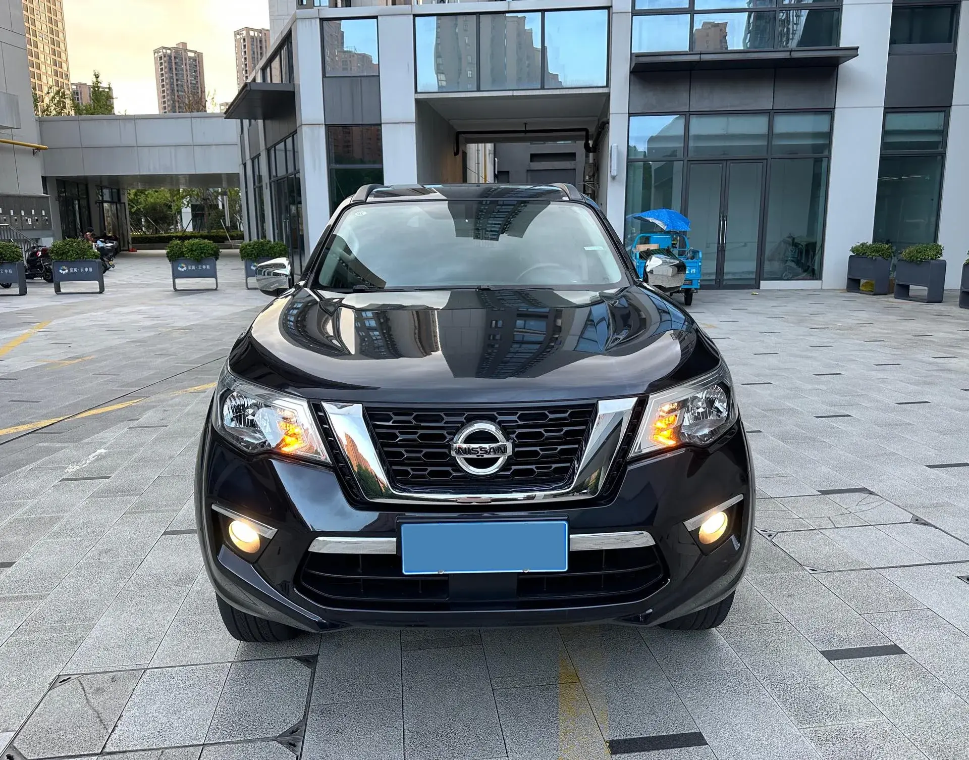 2020 NISSAN TERRA thumbnail 3