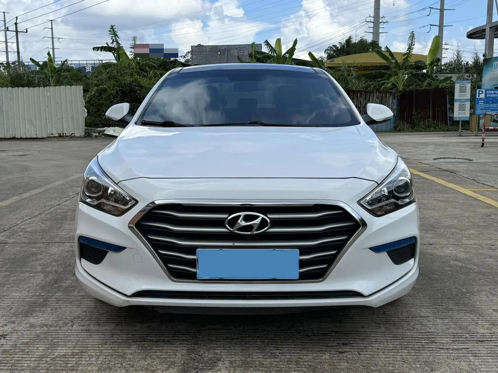 2017 HYUNDAI MISTRA thumbnail 2