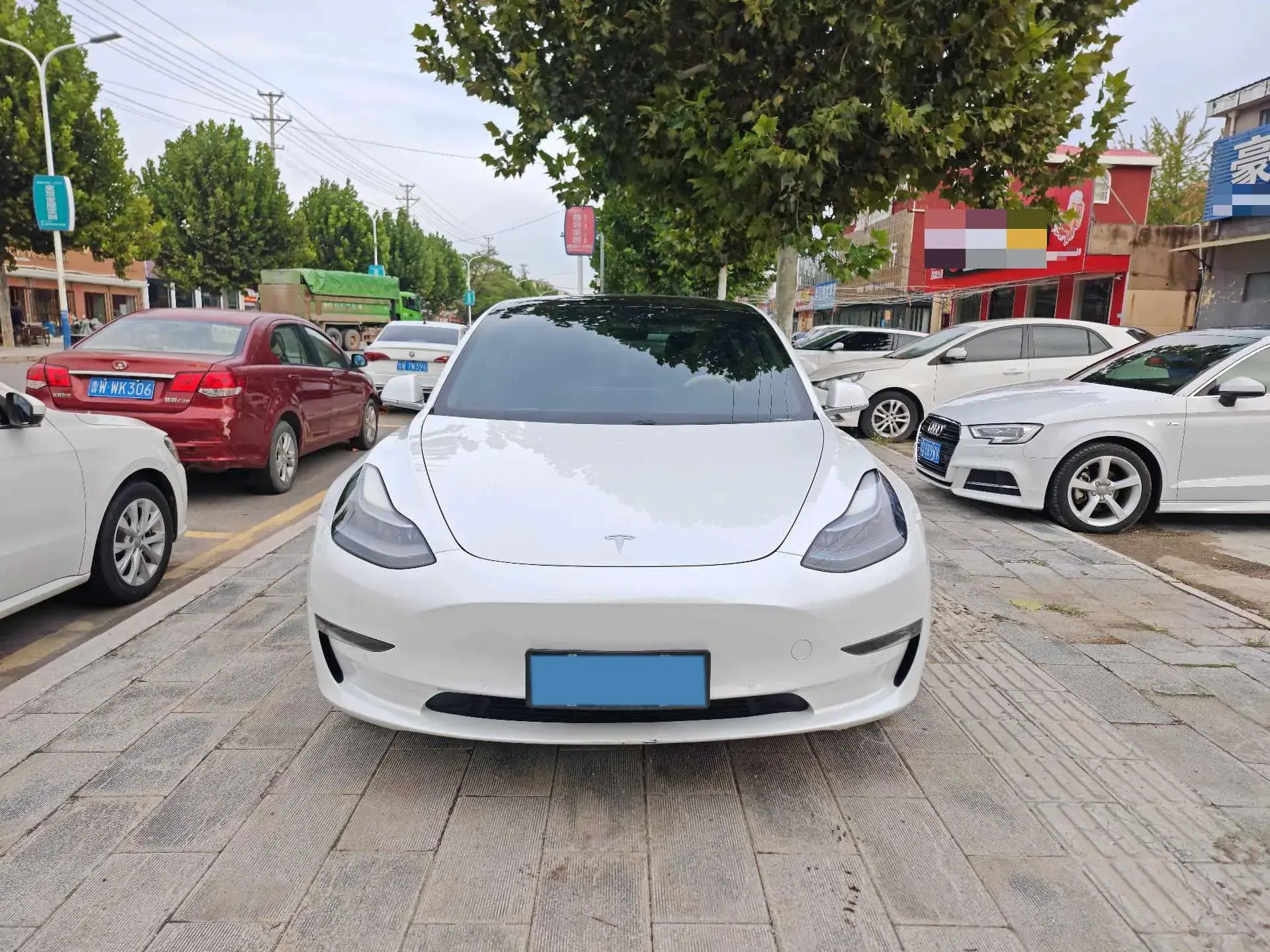 2020 TESLA MODEL thumbnail 2