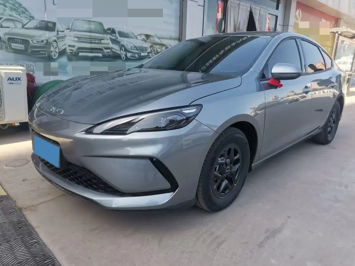 2025 BYD SEAL05 view 1