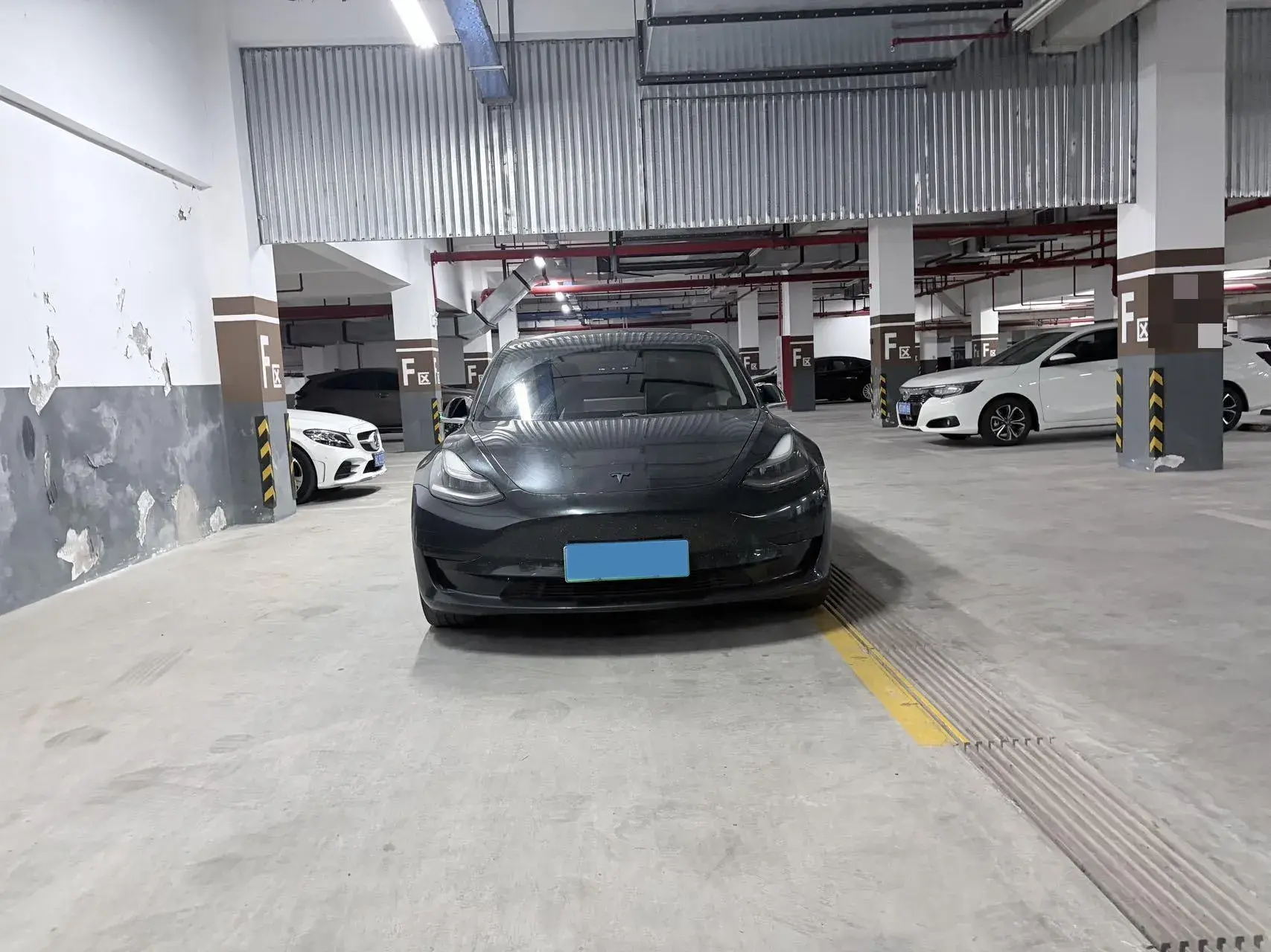 2020 TESLA MODEL thumbnail 2