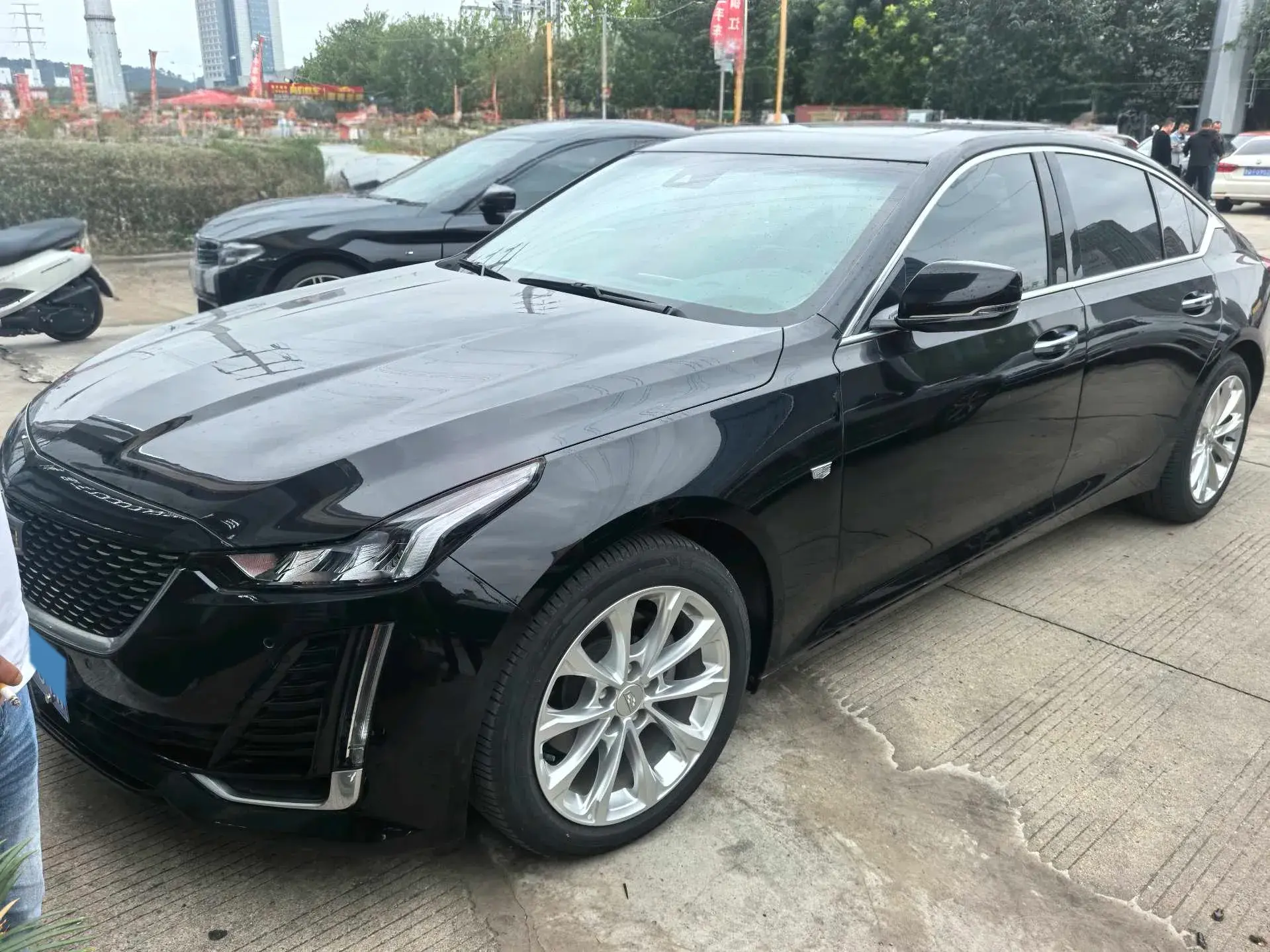 2022 CADILLAC CT5 view 1