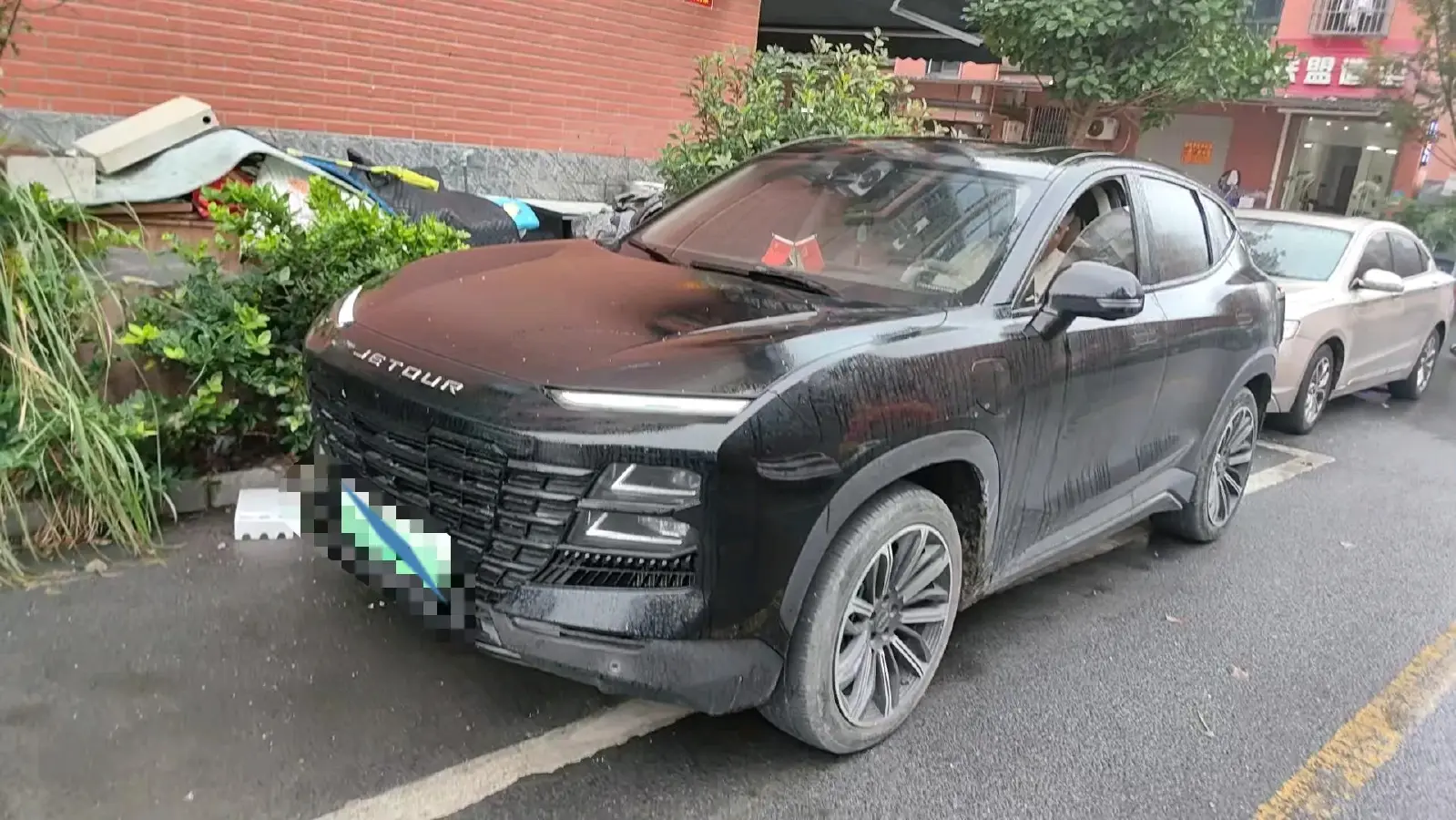 2022 Jetour DASHING i-DM 1.5T 156HP L4 3DHT PHEV 19.27KWH