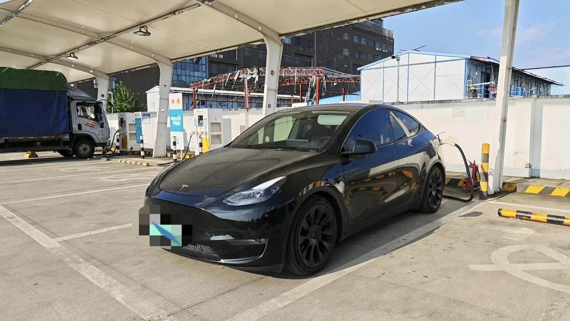 2021 TESLA MODEL view 1