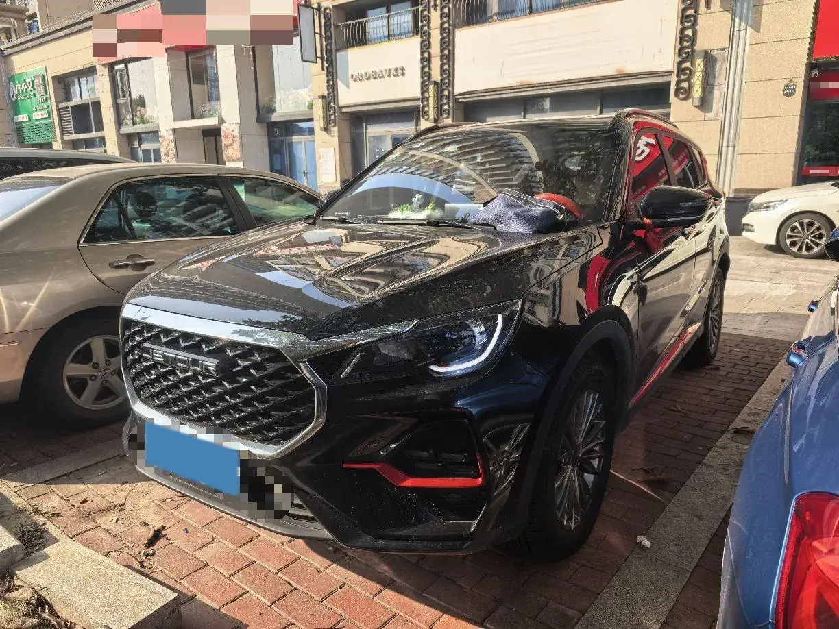 2023 JETOUR X70 view 1