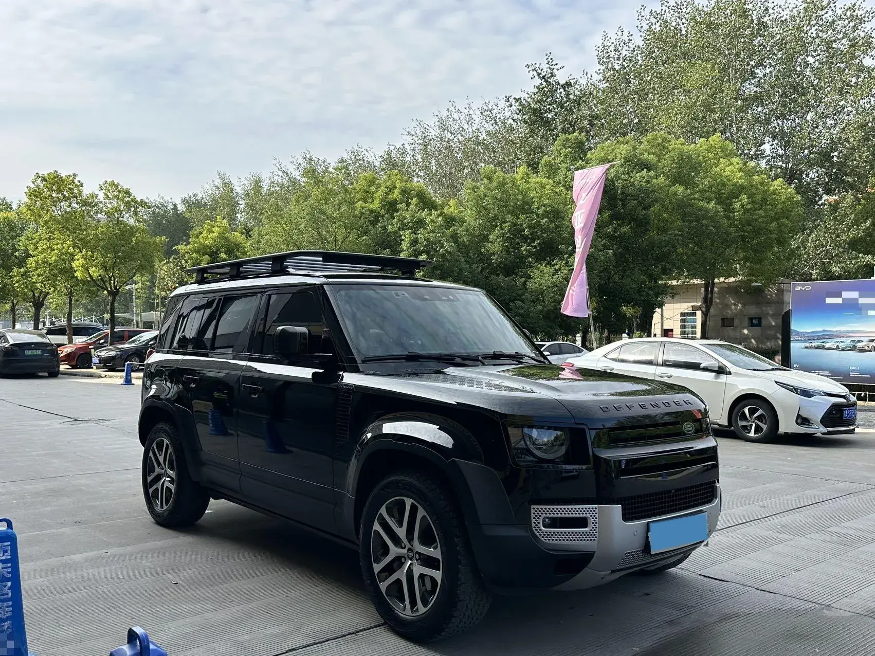 2023 LAND ROVER thumbnail 3